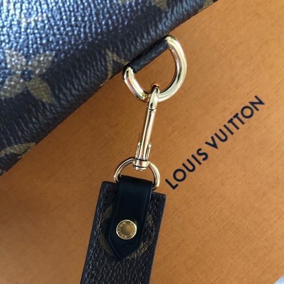 Authentic LV Monogram City Pouch Patch - Picture 3 of 7